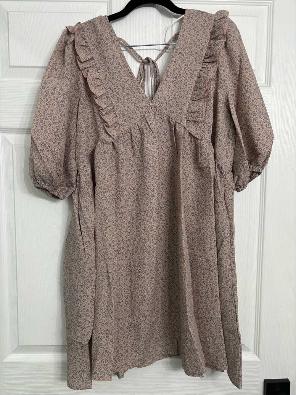 Ruffled V-Neck Floral Babydoll Dress - Mauve Floral